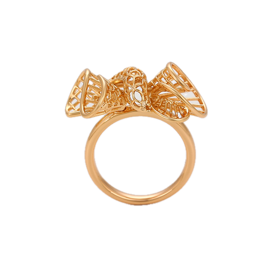 Aurata – 18K Gold Plain Band Ring | Sculptural Everyday Ring for Women